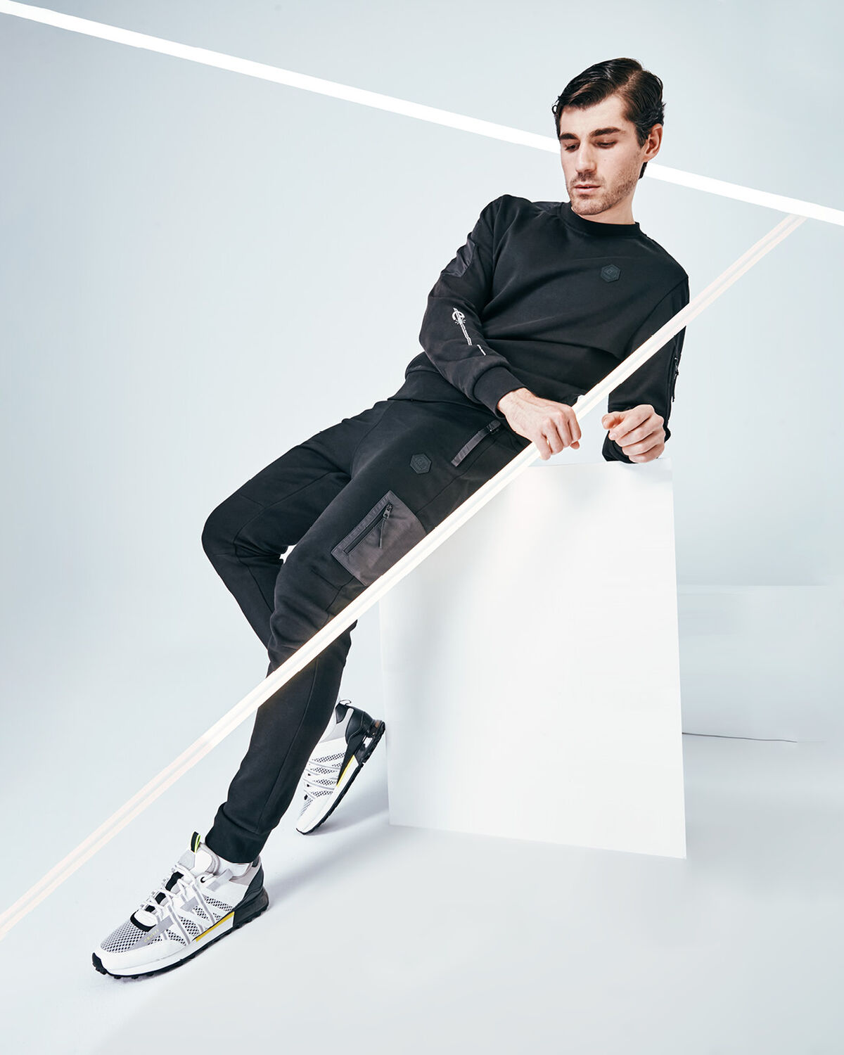 Aiden Sweater - 80% Polyester 20% Cotton, Black, hi-res