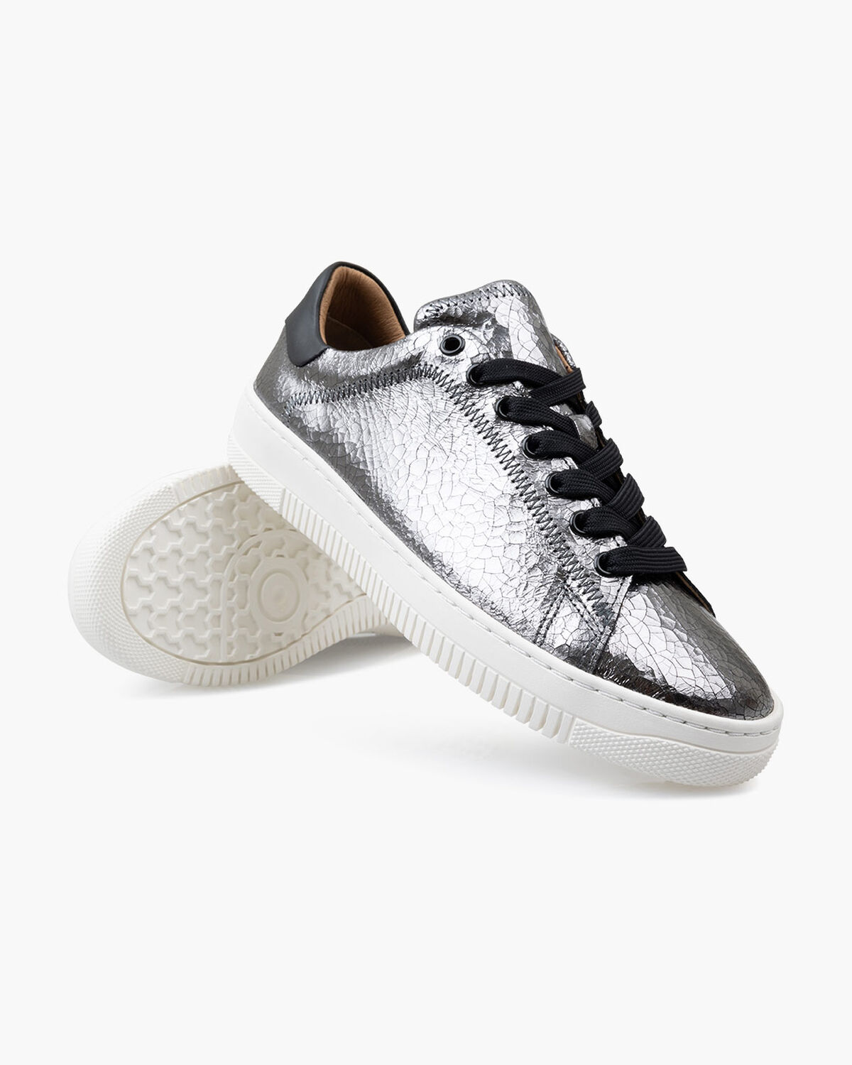 Joan, Silver, hi-res