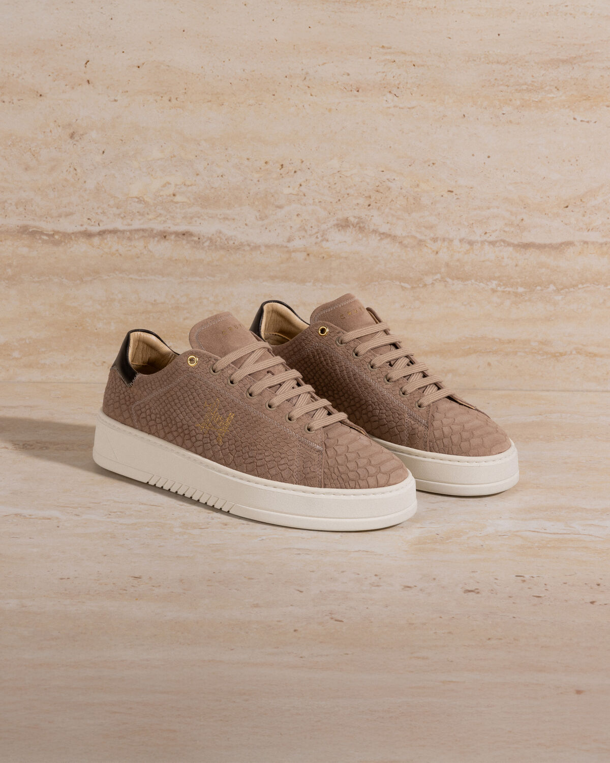 Joan Alto, Cr&egrave;me, hi-res