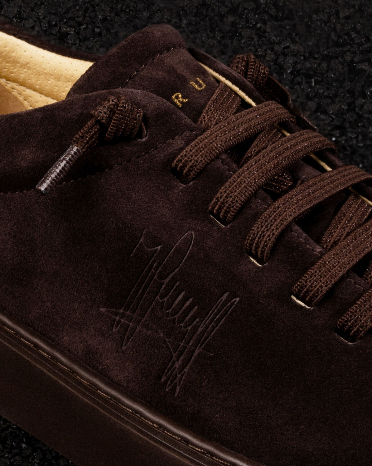 Minimal, Dark brown, hi-res