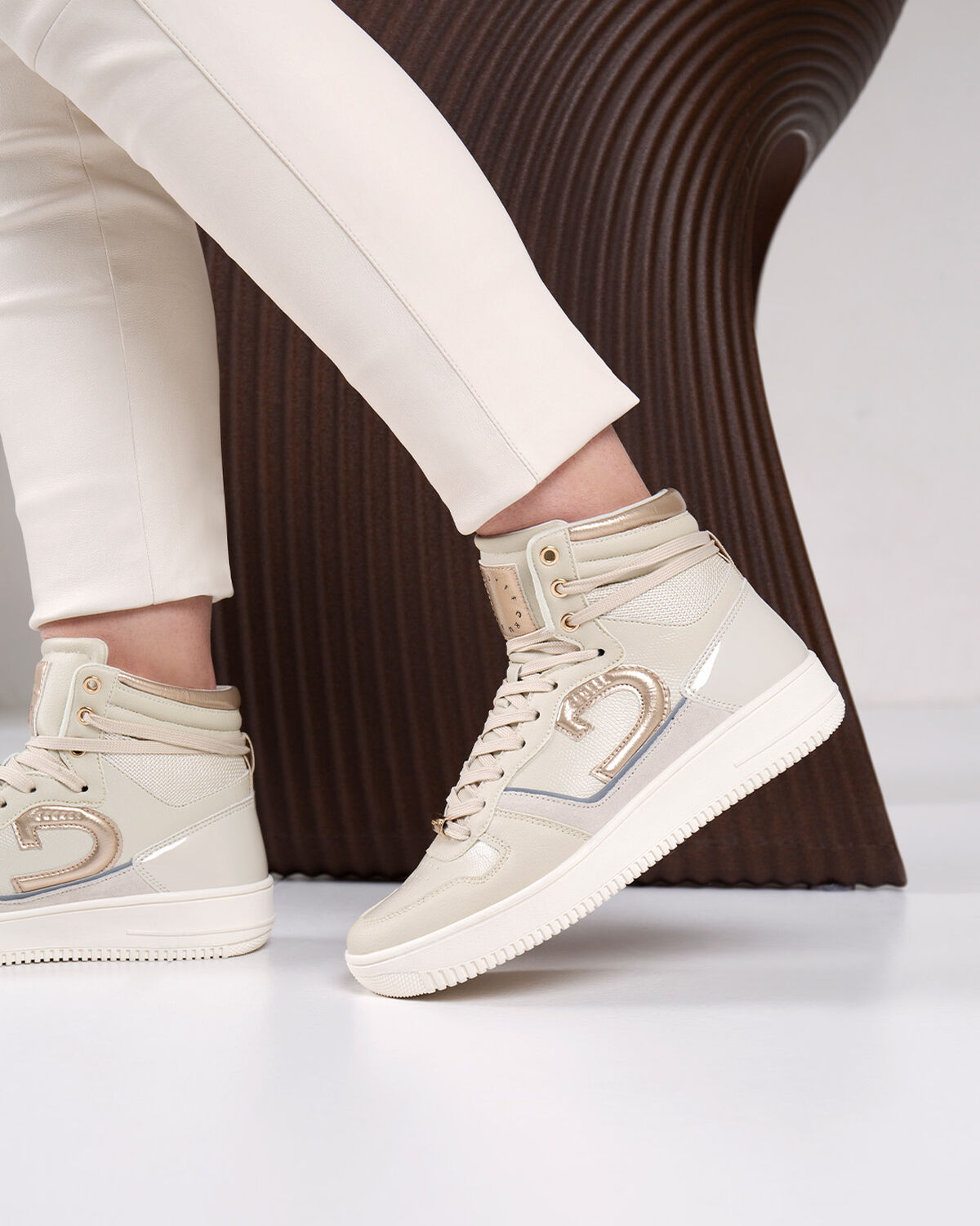 Campo High Lux - Tumbled/Suede/Patent, Crème, hi-res