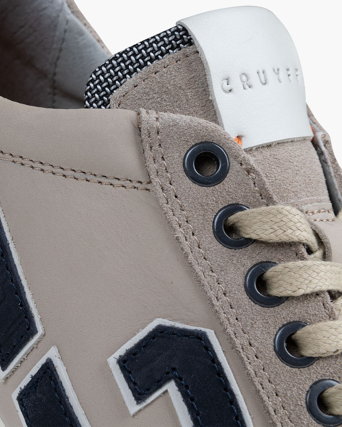 RE Vanenburg, Sand, hi-res