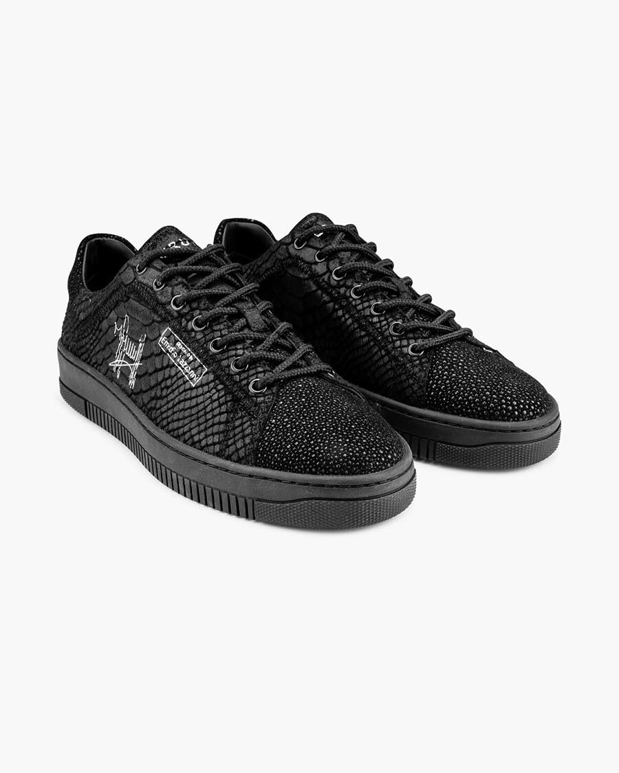 Cruyff shoes black clearance