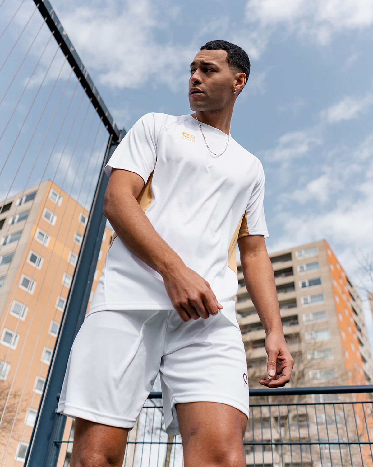 Cruyff Tech Turn Shirt Senior, White/Gold, hi-res