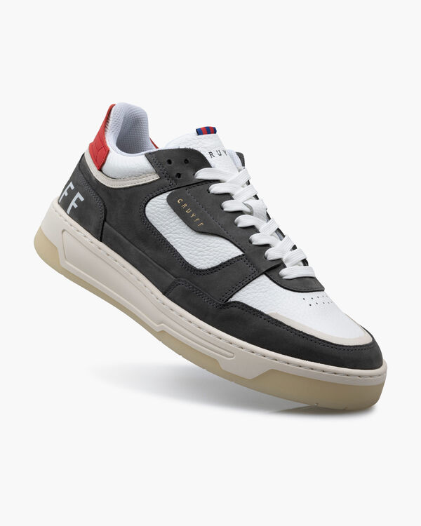 Nemes mid