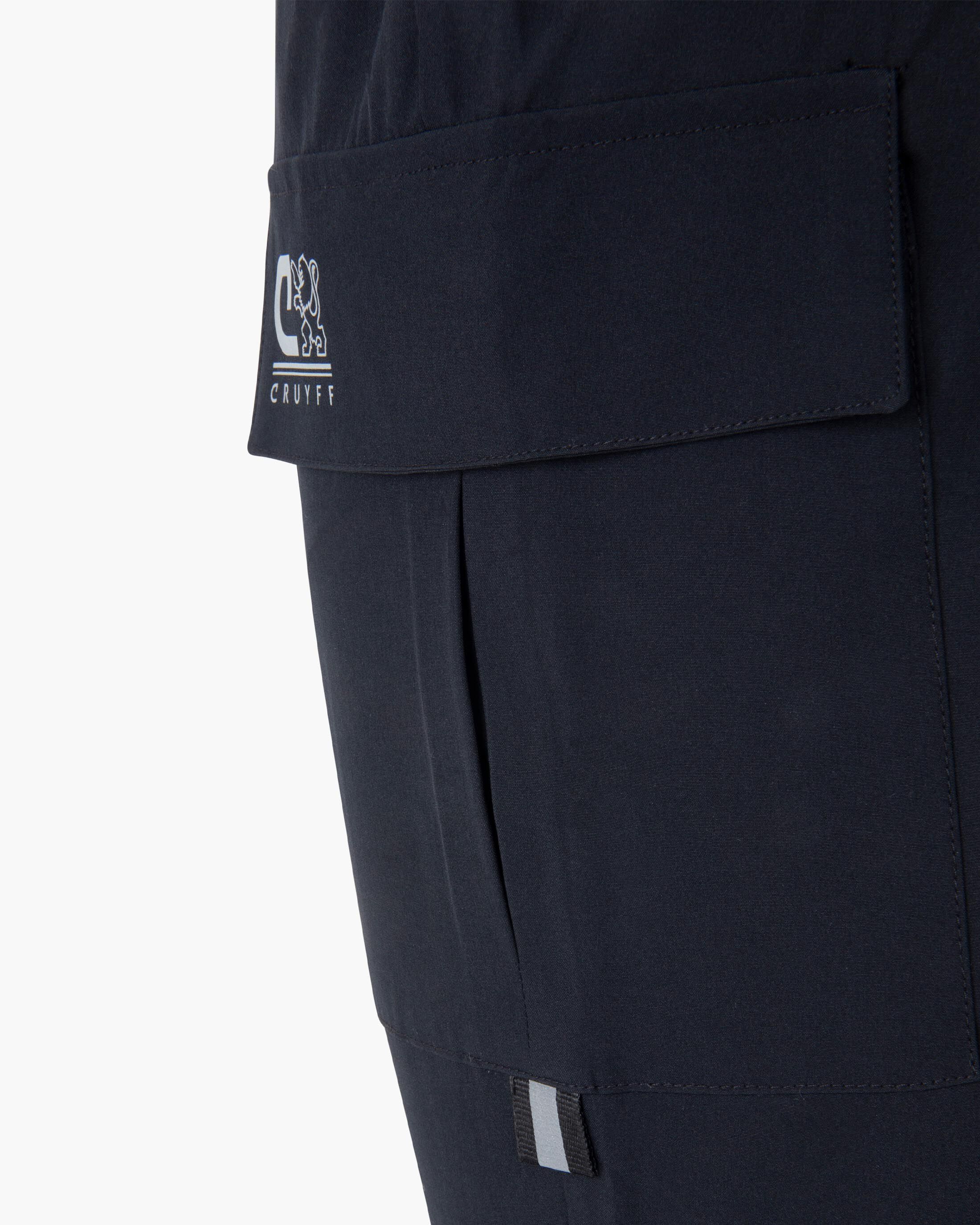 Shop Wrinkleless Cargo Pants | Official Cruyff Webshop