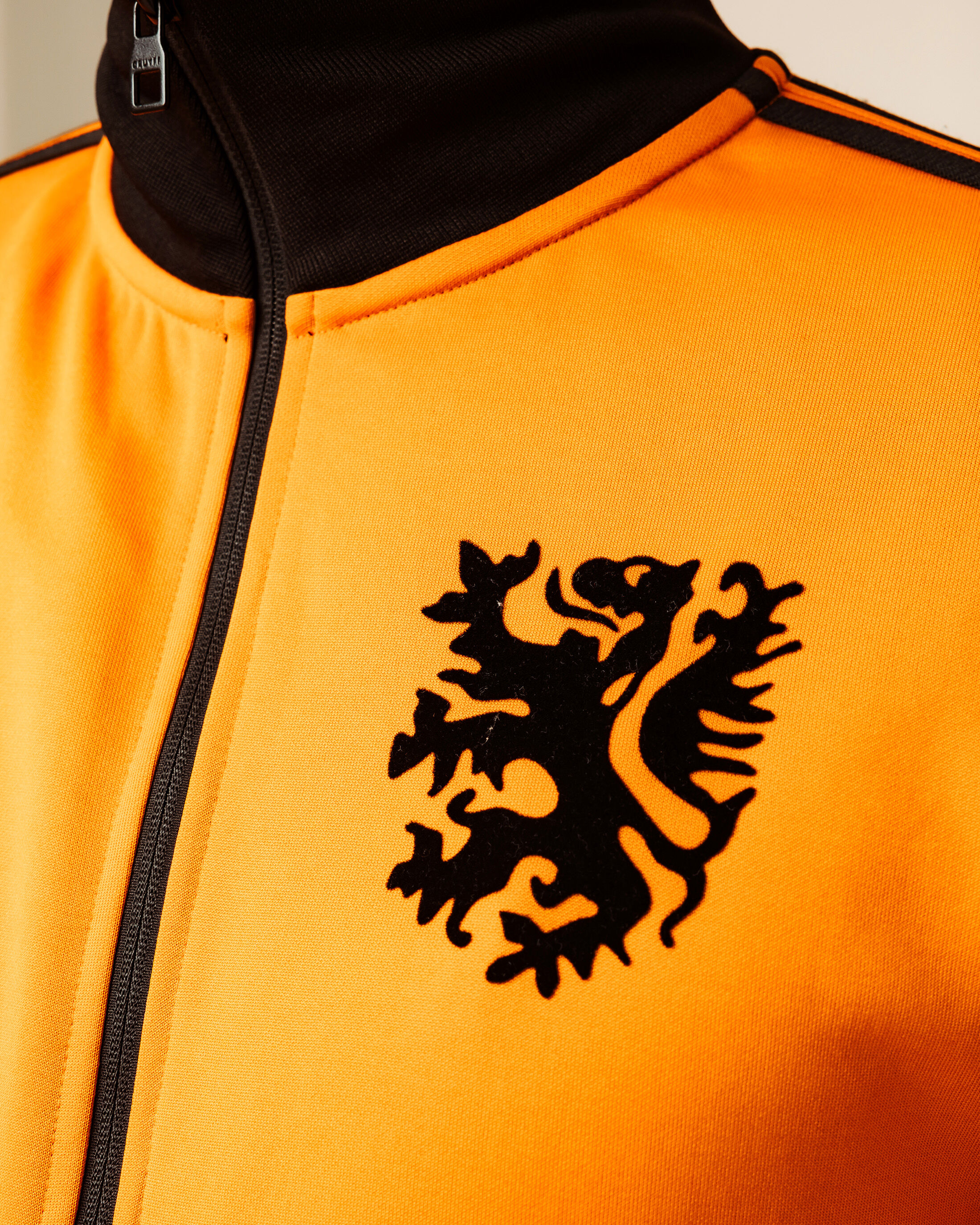 トップス  CLASSIC TRACKTOP AMBSKY Shop World Cup '74 Tracktop | Official Cruyff Webshop