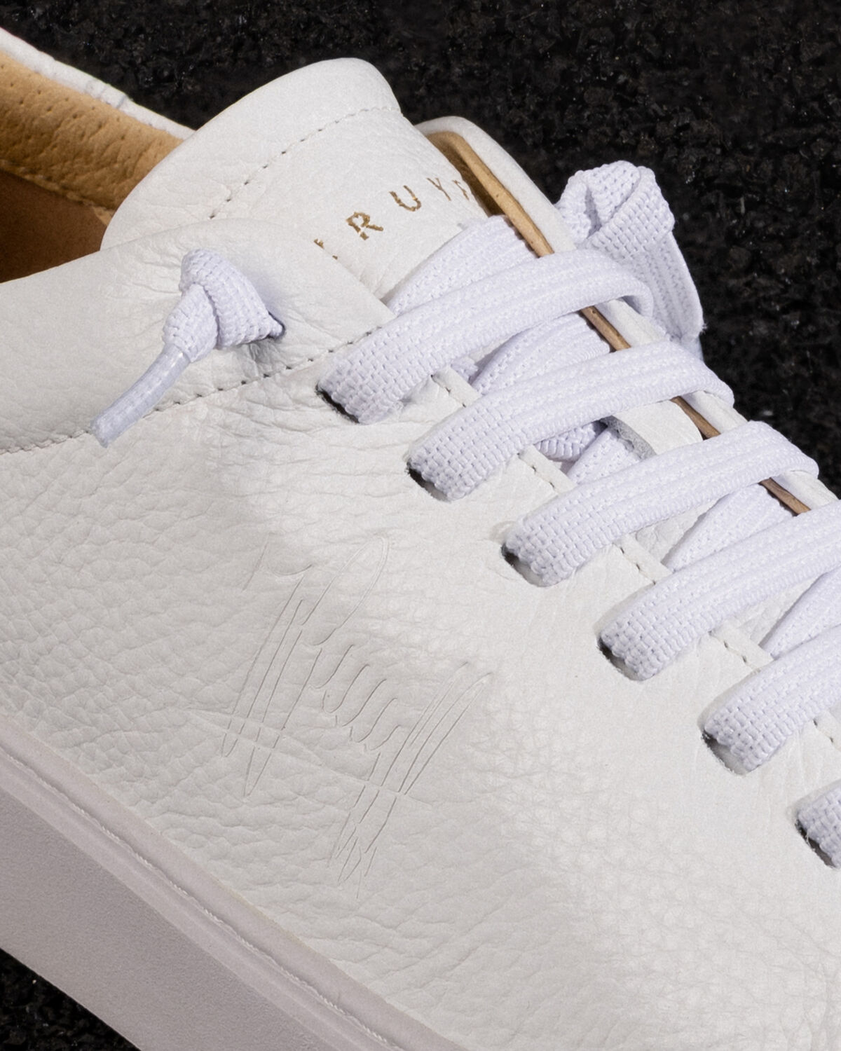 Minimal, White, hi-res