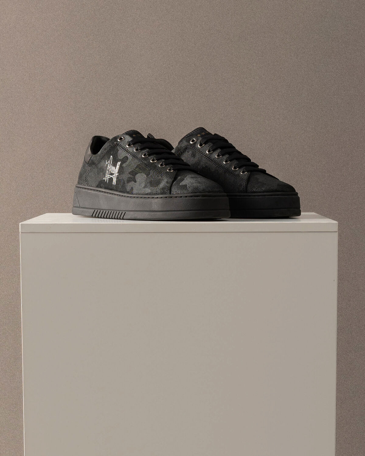 Joan Alto, Dark grey, hi-res