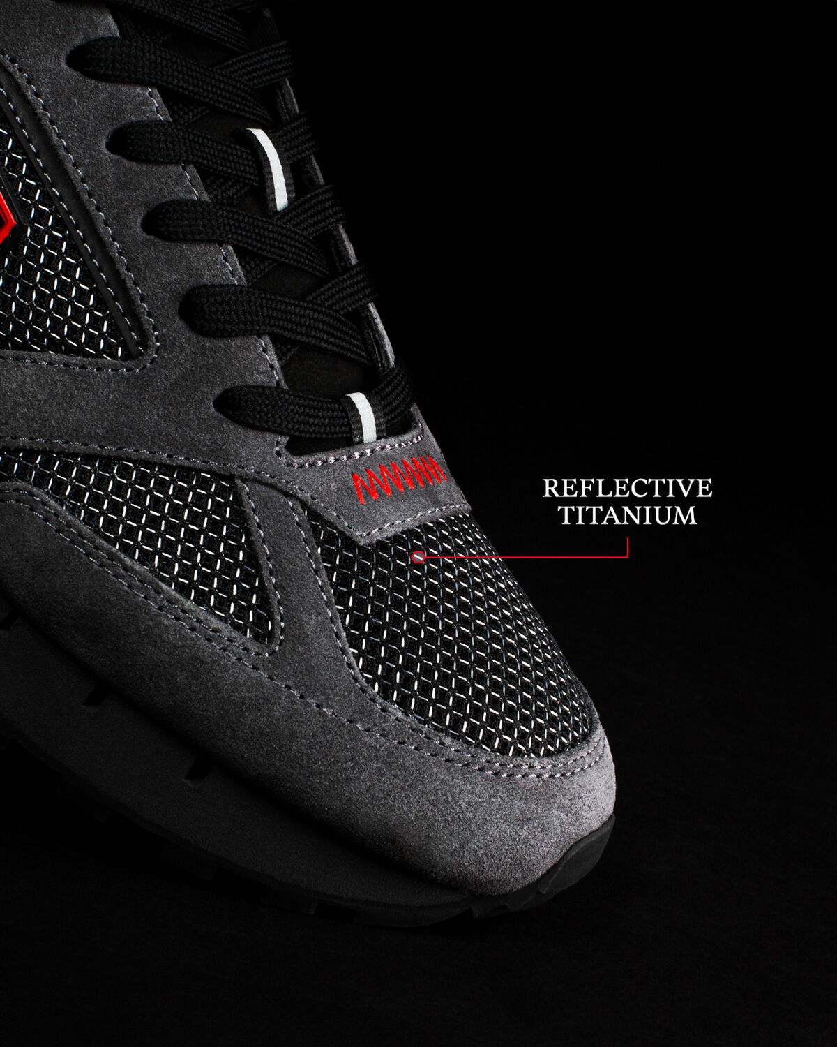 Altius, Black/Red, hi-res