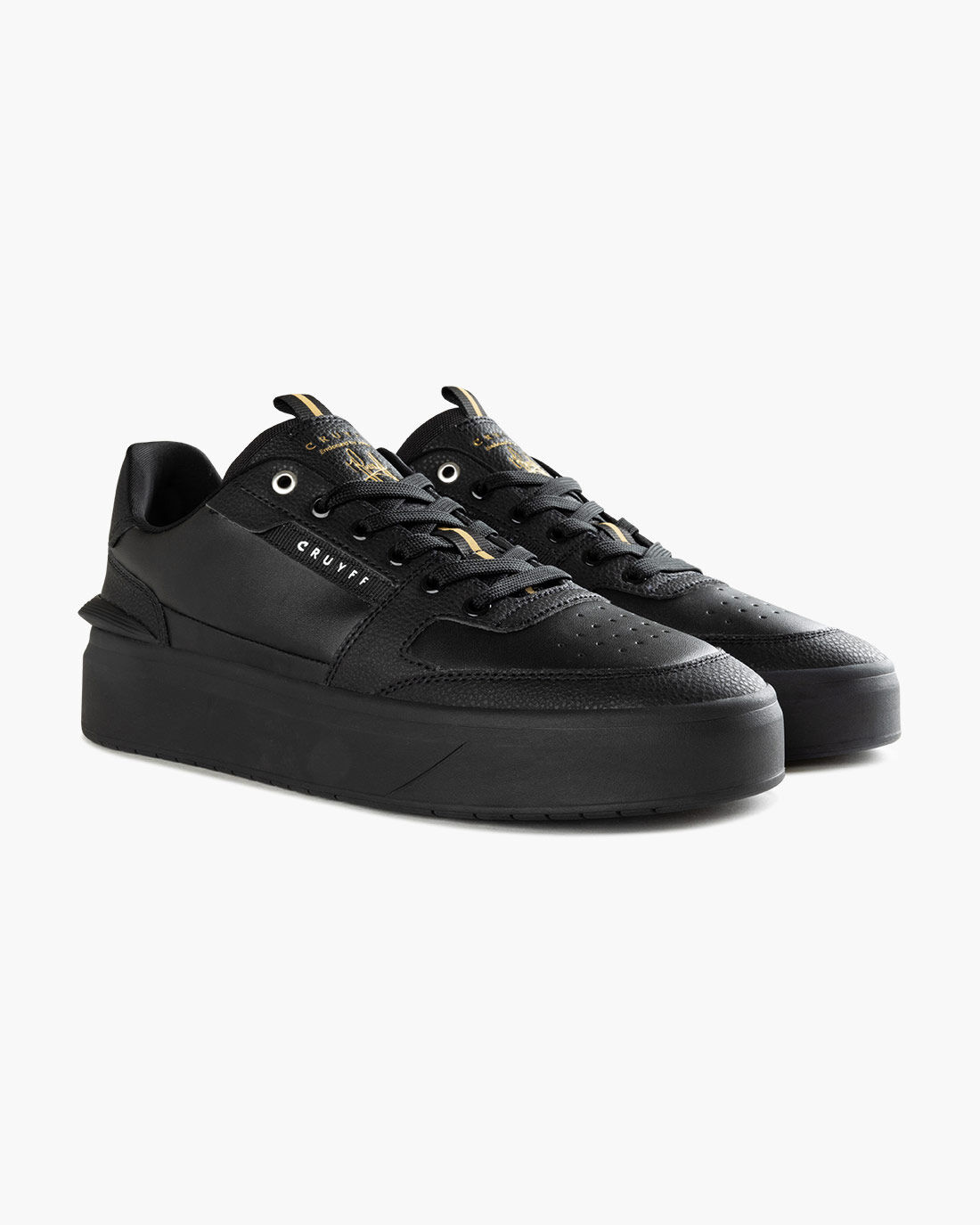 Cheap cruyff trainers on sale