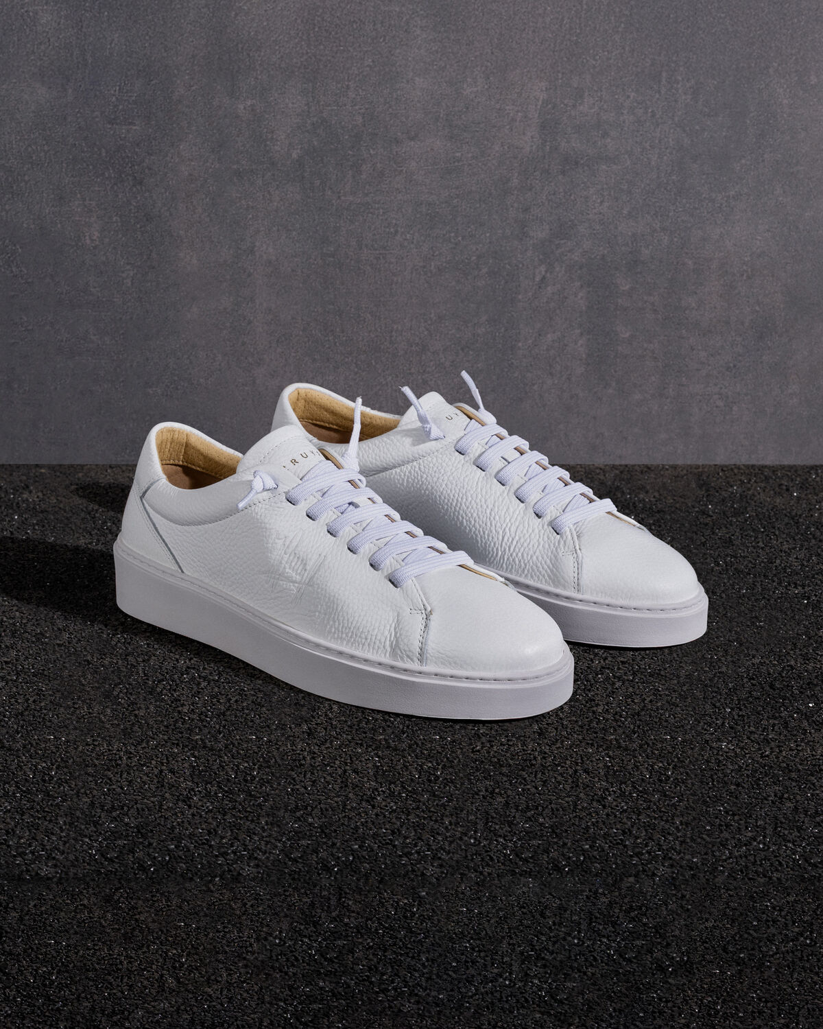 Minimal, White, hi-res