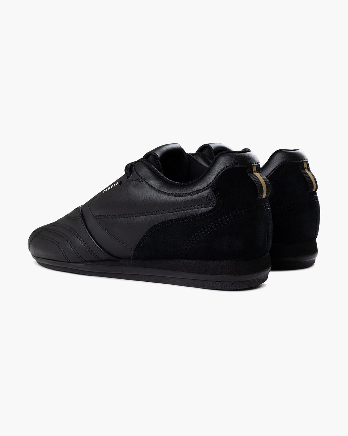Nantai, Black, hi-res