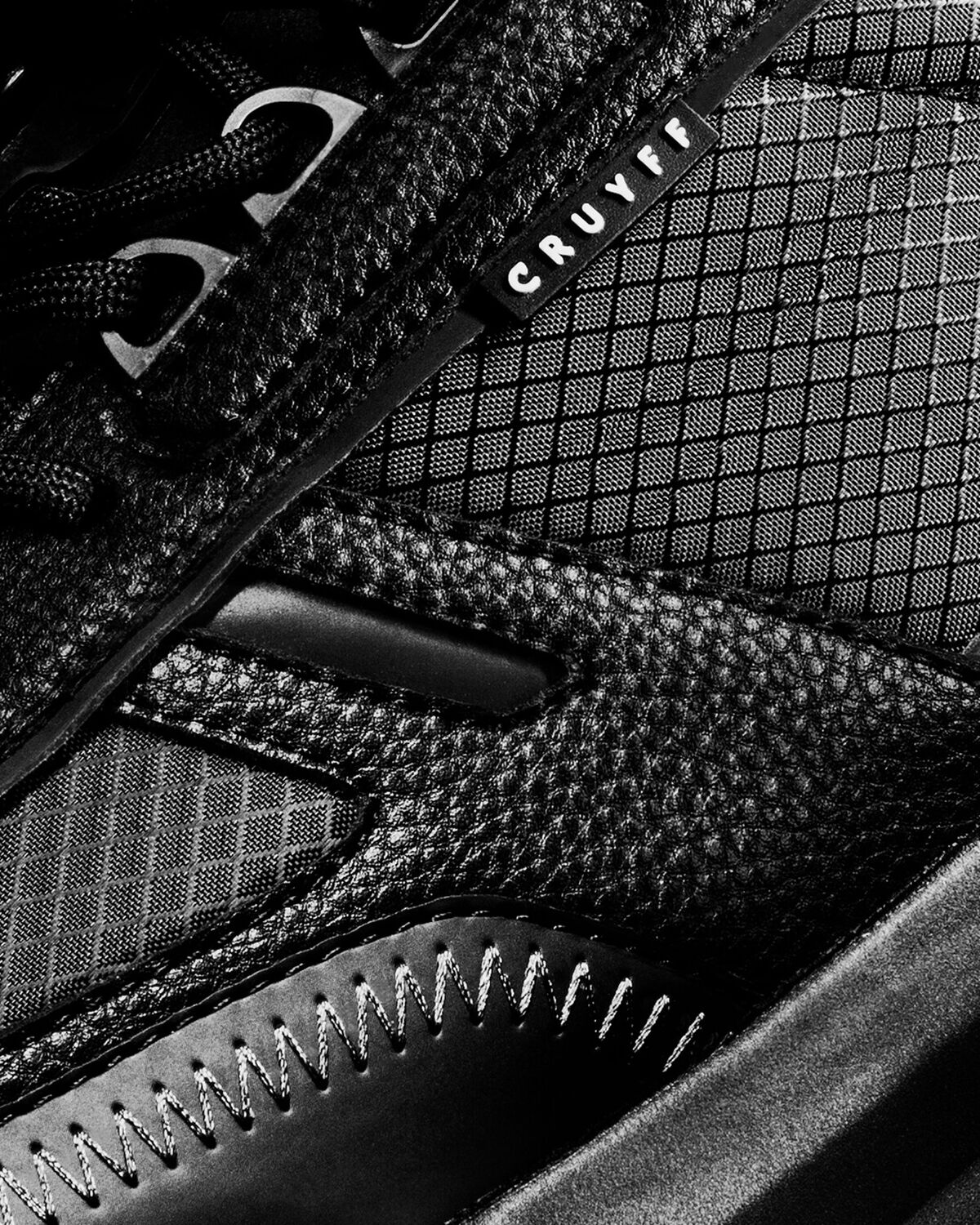 Ambruzzia, Black, hi-res