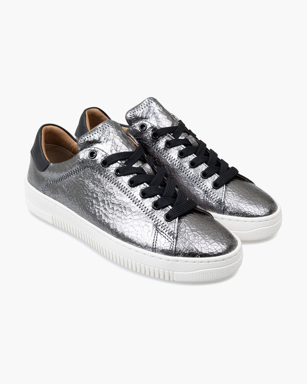 Joan, Silver, hi-res