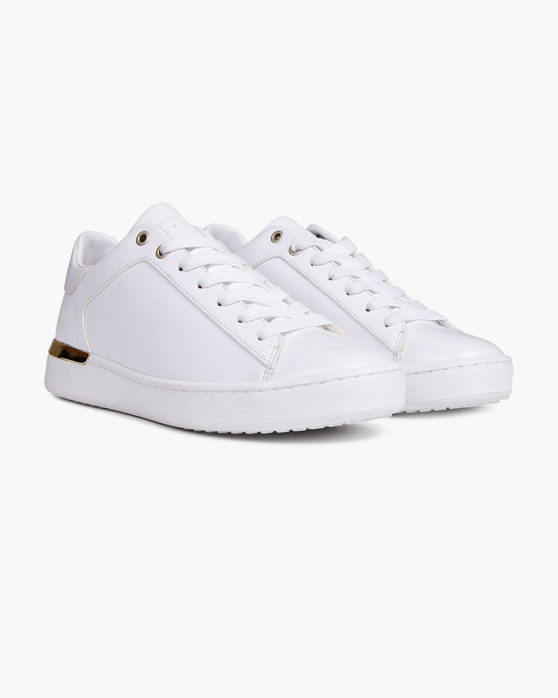 Cruyff deals patio lux