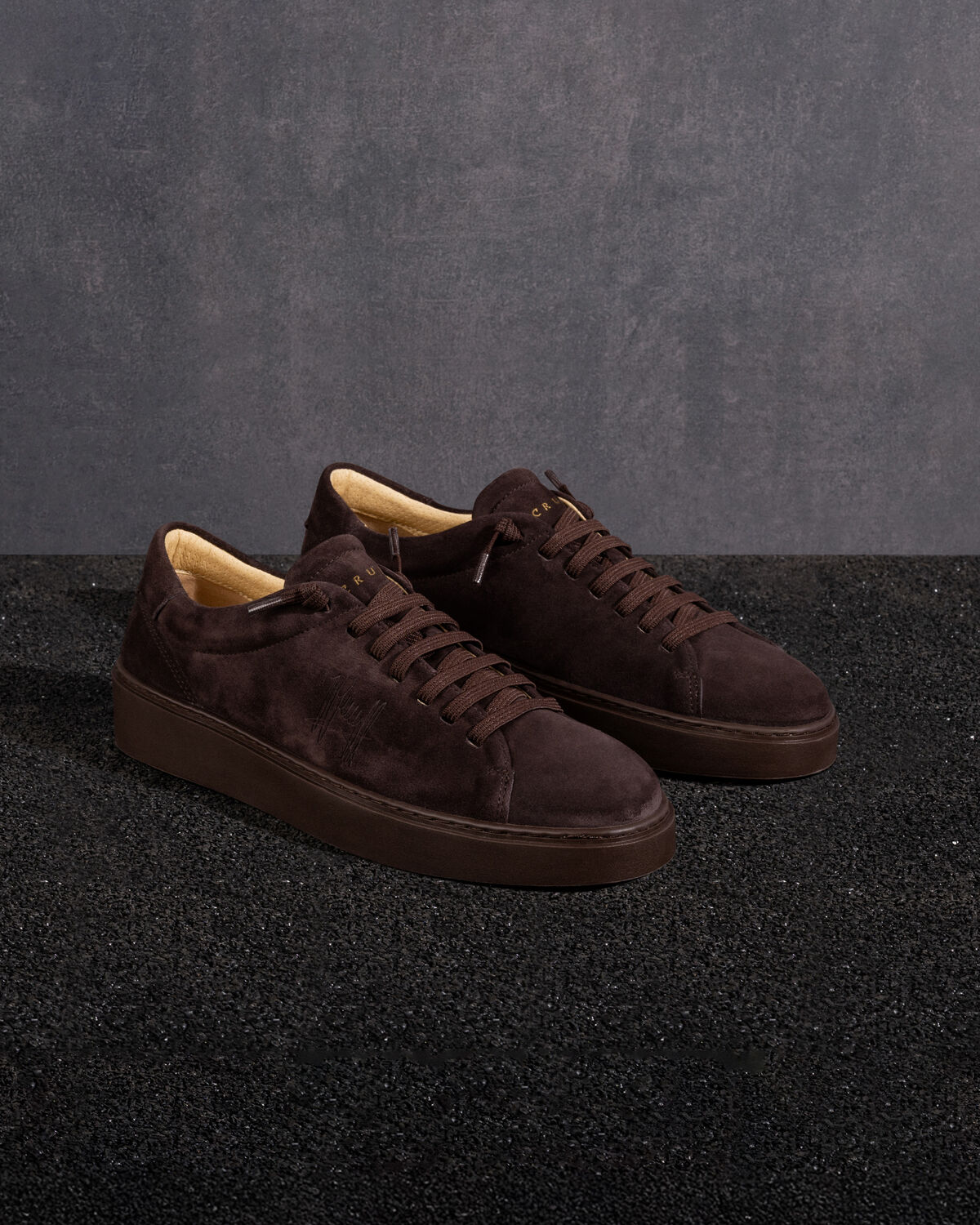 Minimal, Dark brown, hi-res