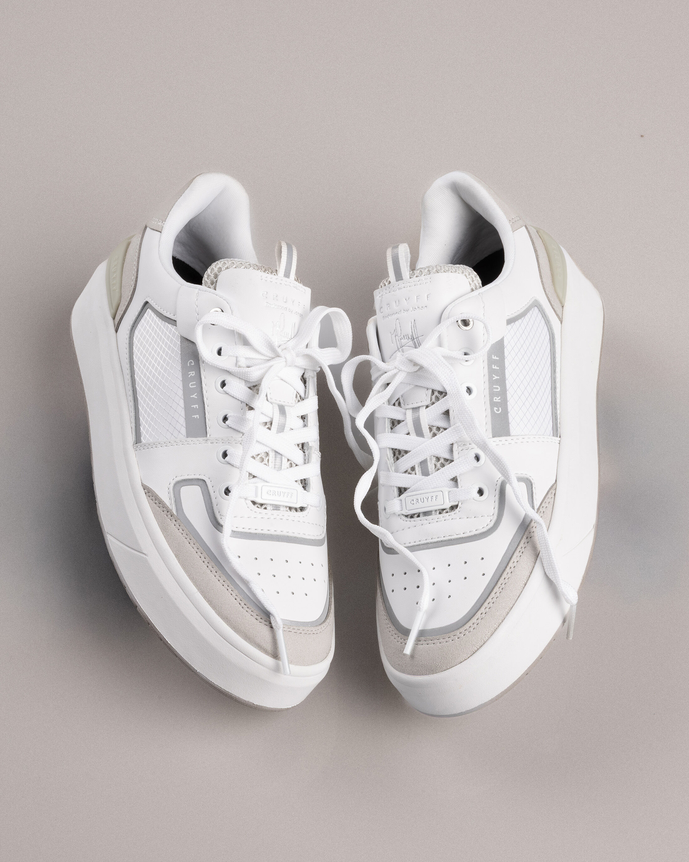 Shop Endorsed Tech | Officiële Cruyff Webshop