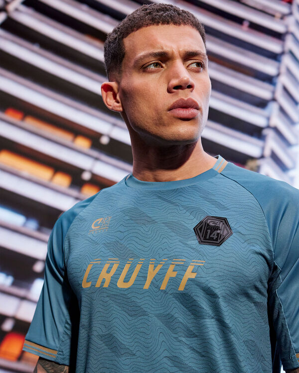 Icon Tee