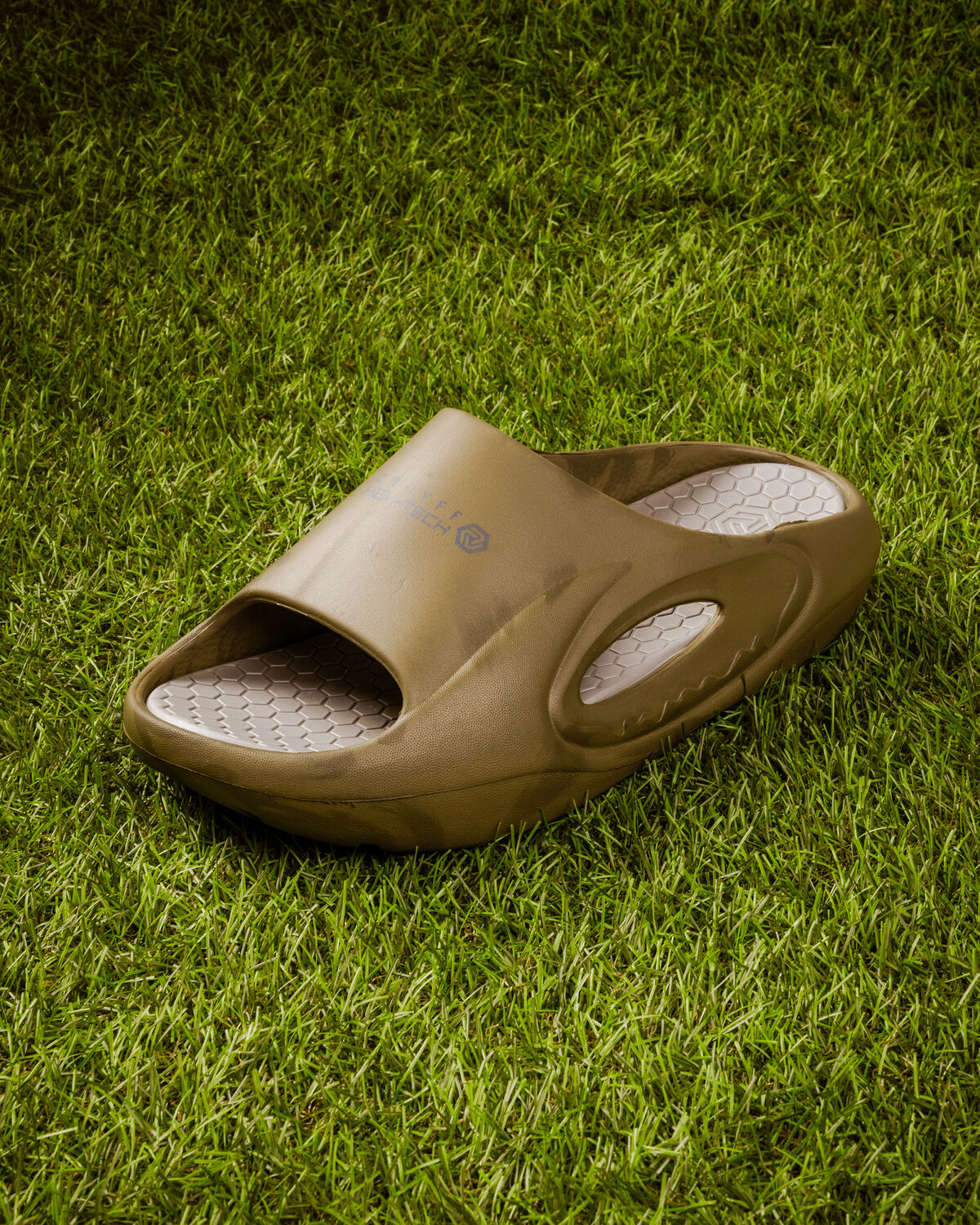 Recovery Hex-Tech slide, Forest Green, hi-res