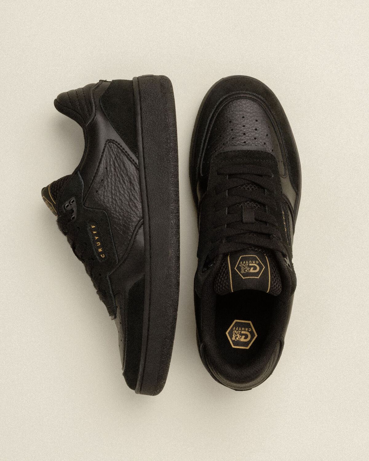Volteria, Black, hi-res