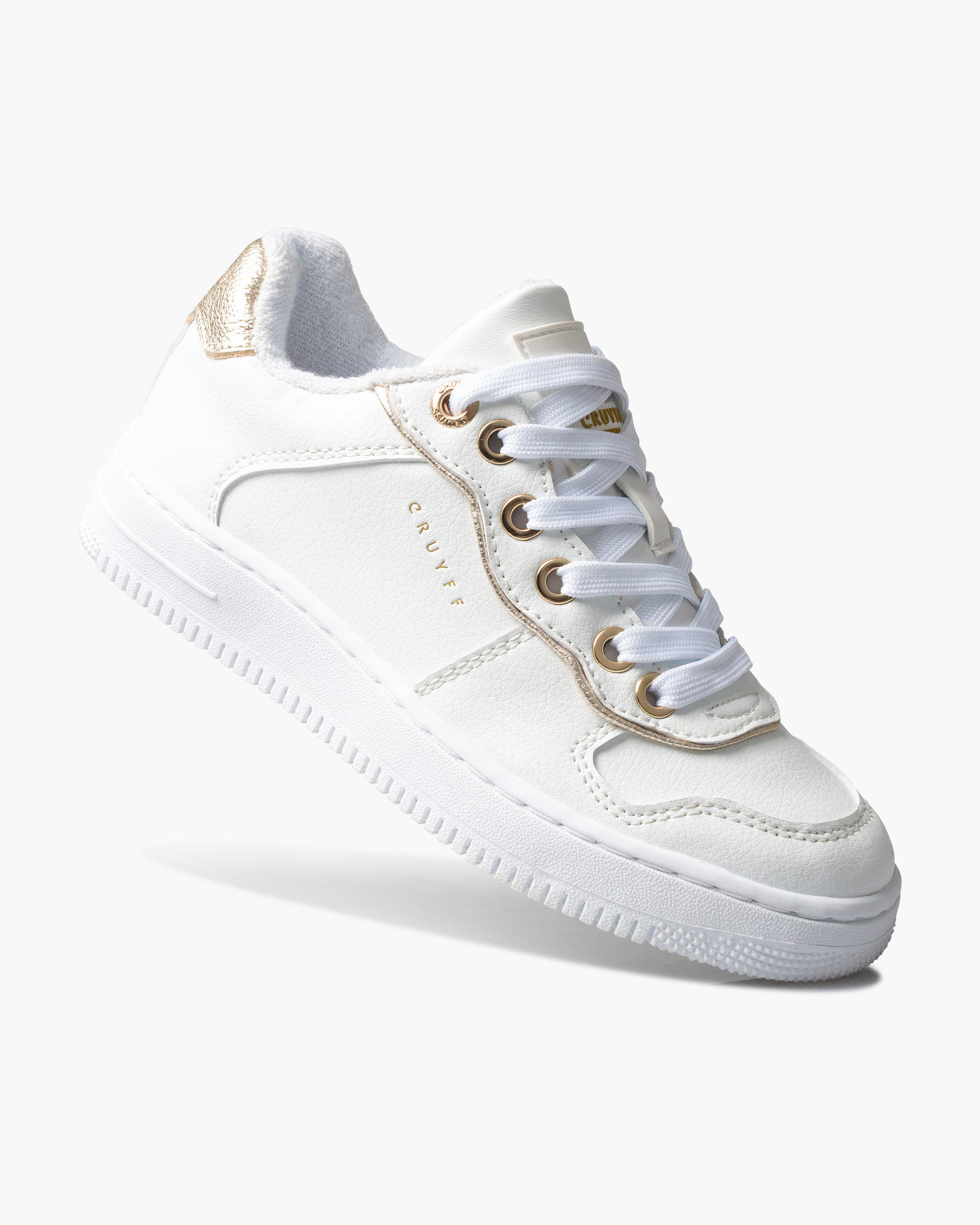 Cruyff royal clearance