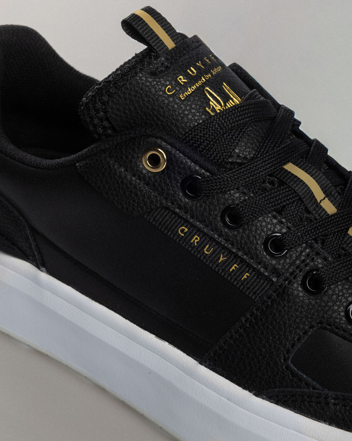 Endorsed Tennis, Black/Gold, hi-res