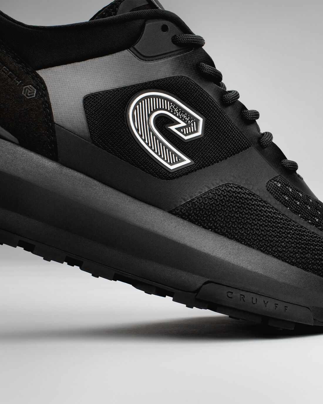 Mens black cruyff trainers sale