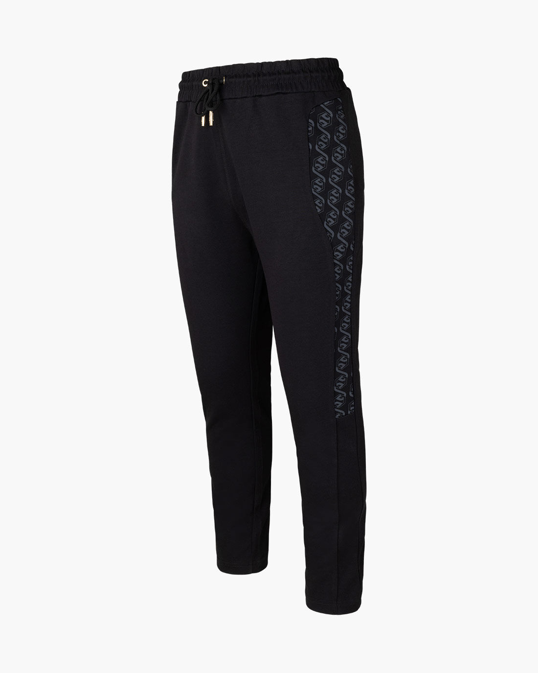 Black joggers with chain 2025