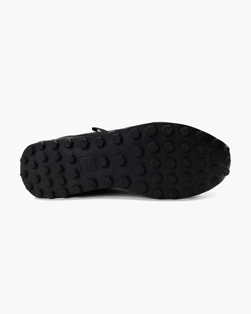 Fearia \\ Montserrat - Rubber Mesh/Matt, Black/Red, hi-res