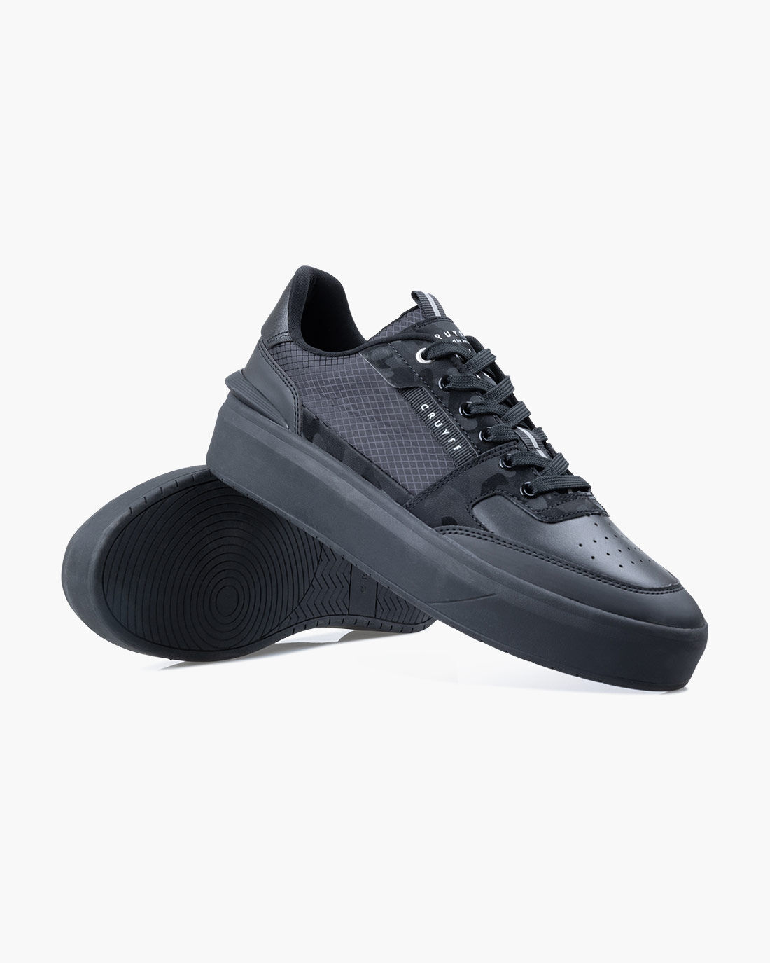 Cruyff leather trainers outlet
