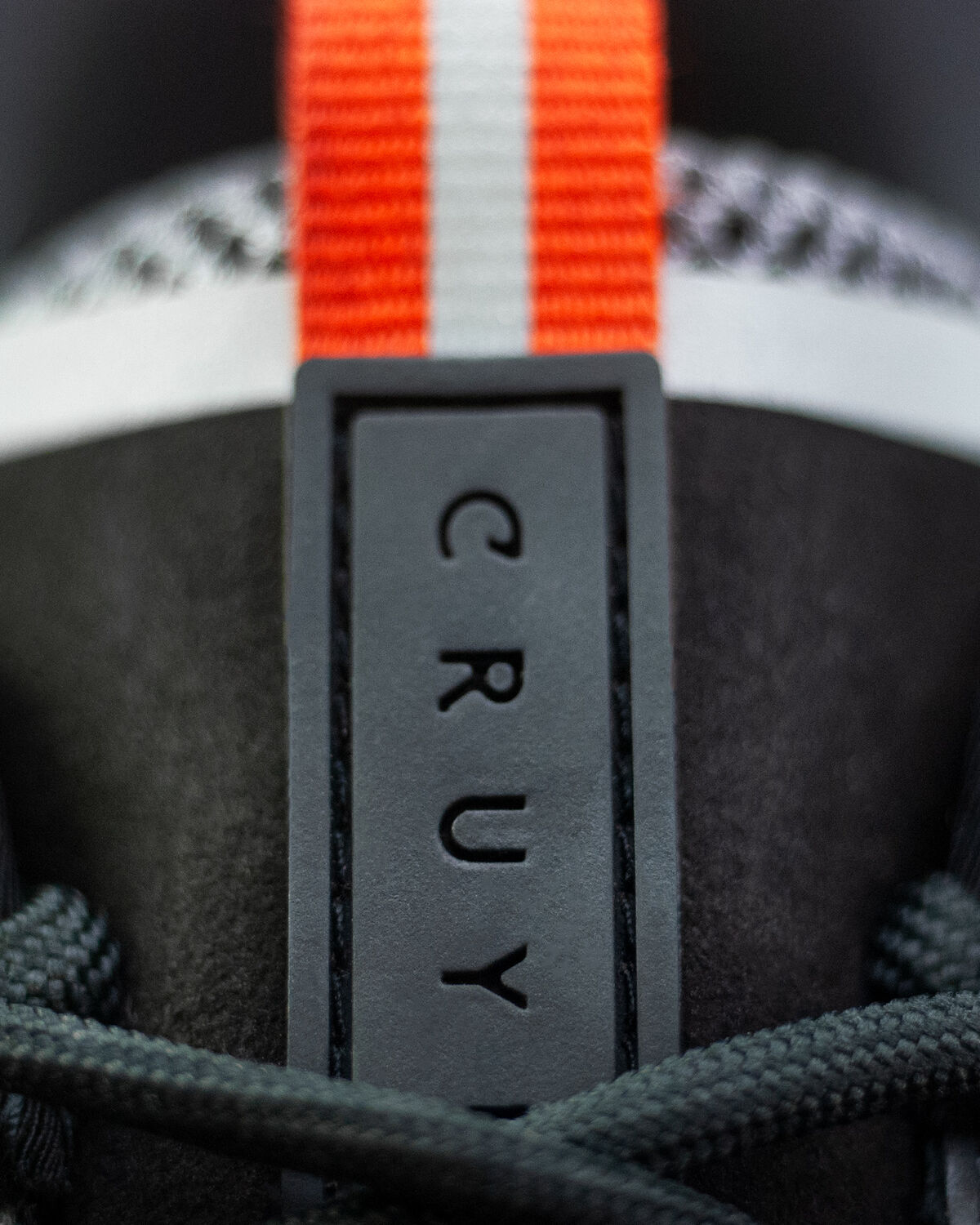 Ambruzzia, Grey/Red, hi-res