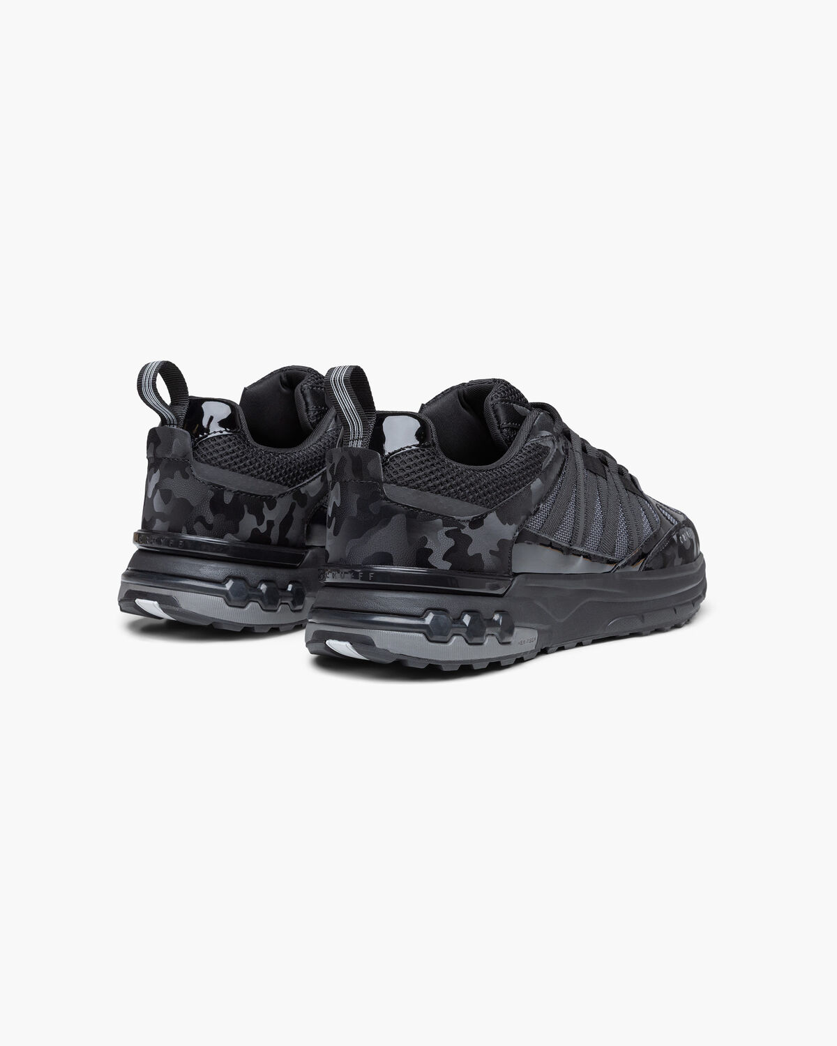 Zephr, Black, hi-res