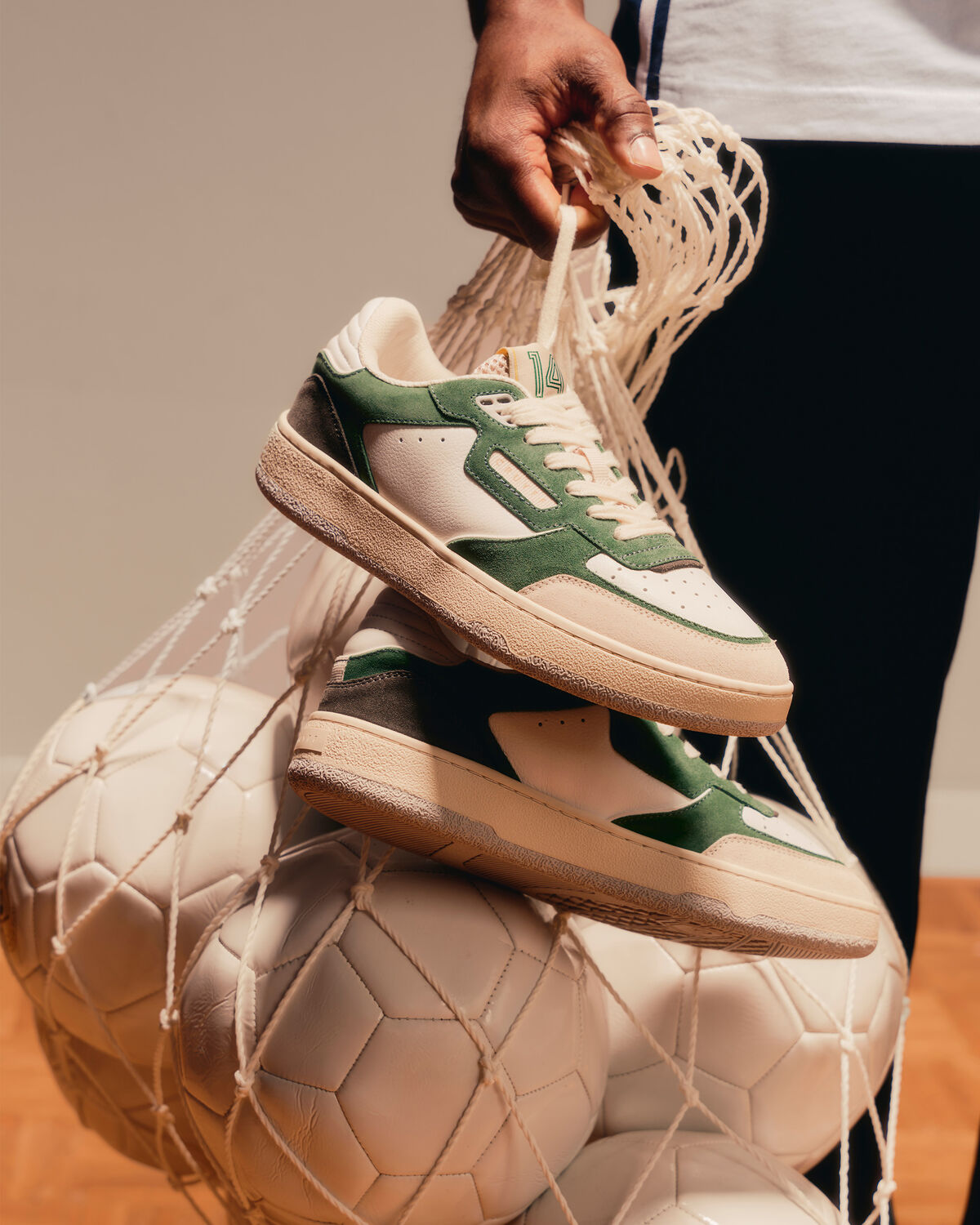 Volteria, White/Green, hi-res