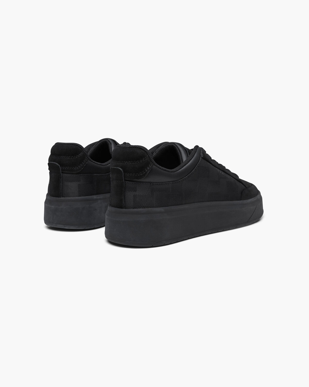 Derby Classic, Black, hi-res