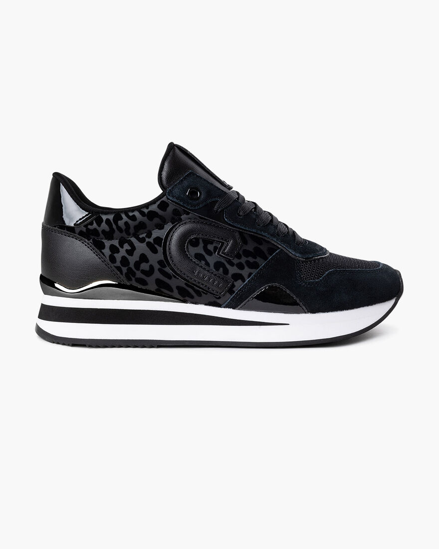 Parkrunner Lux, Black, hi-res