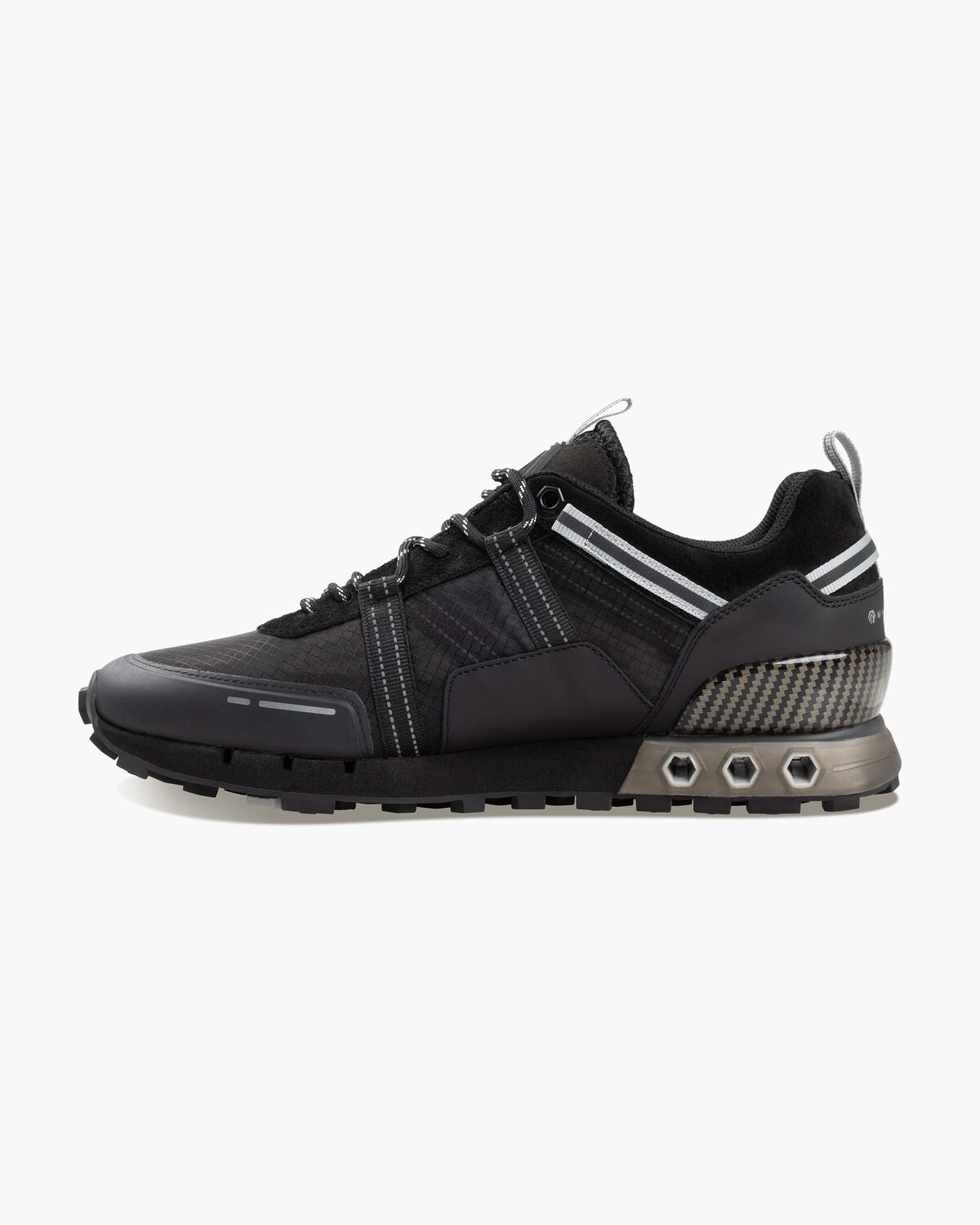 Interlace Hex-Tech // Montserr, Black, hi-res
